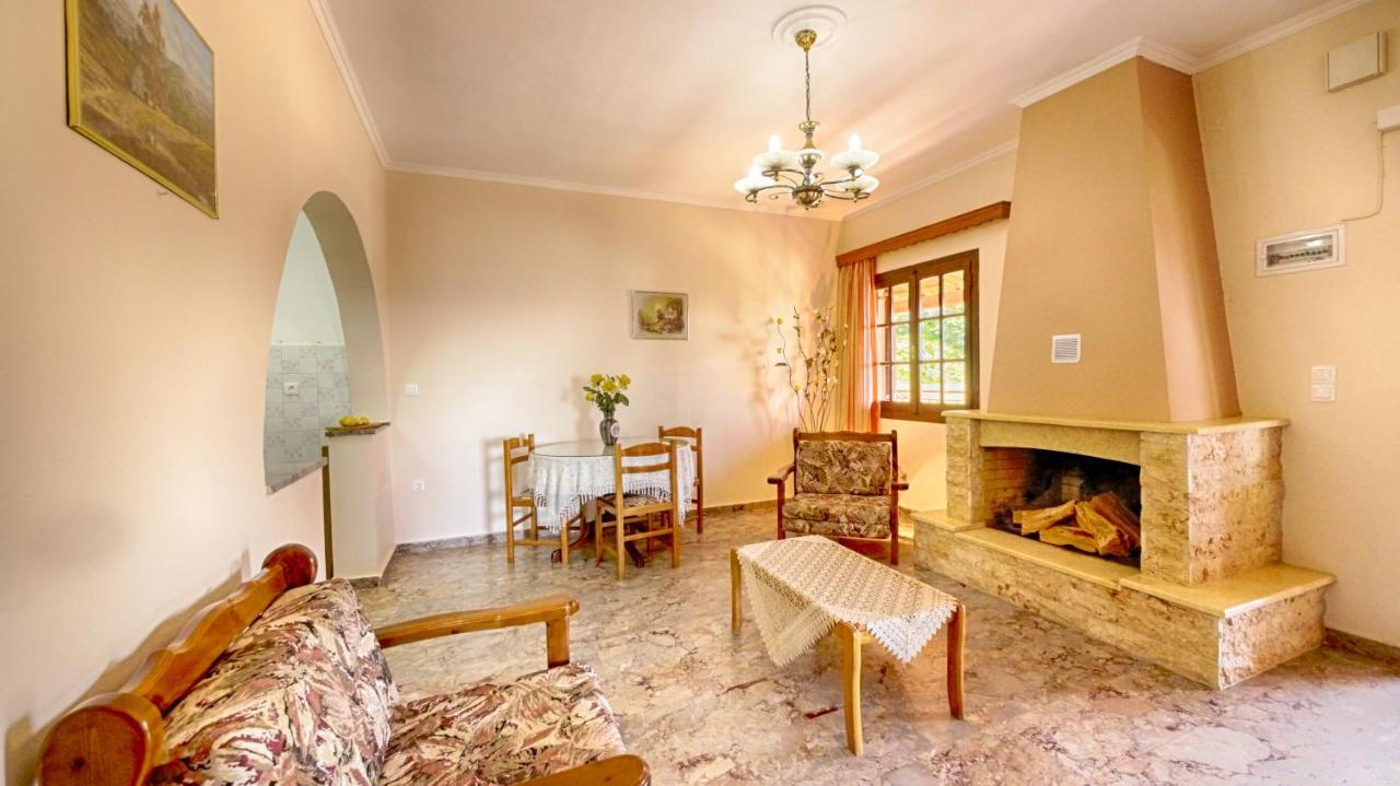 Nikos & Katerina Studios Agios Stefanos Avliotes  Bagian luar foto